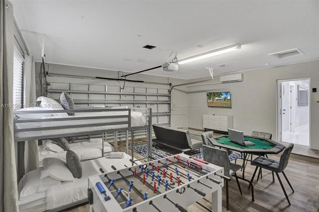 63 SE 5th Ave, Deerfield Beach, FL 33441