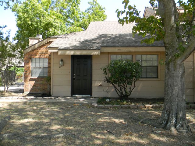 809 Windcrest Drive, Keller, TX 76248