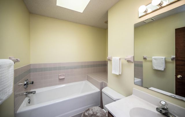 2508 Kennelly Place, Burnsville, MN 55337