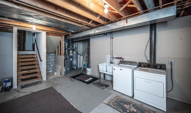 2508 Kennelly Place, Burnsville, MN 55337