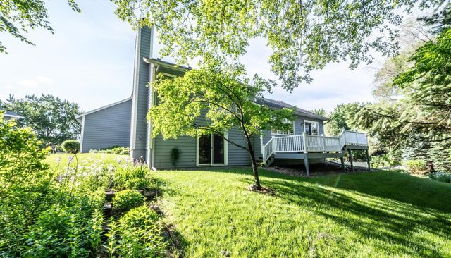 2508 Kennelly Place, Burnsville, MN 55337