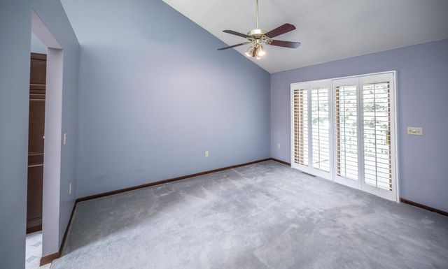 2508 Kennelly Place, Burnsville, MN 55337