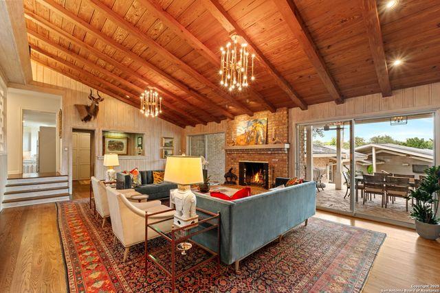 701 Ridgemont, Terrell Hills, TX 78209