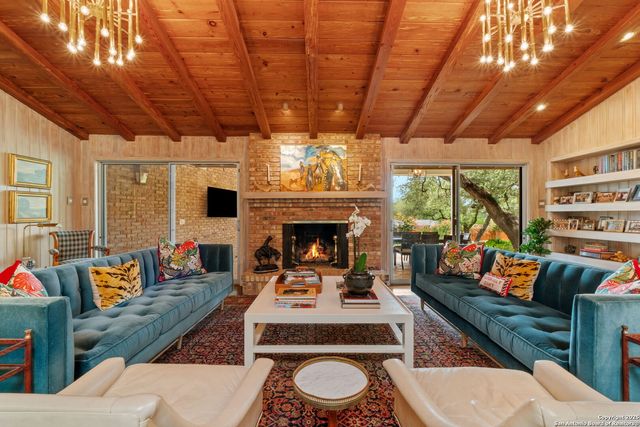 701 Ridgemont, Terrell Hills, TX 78209