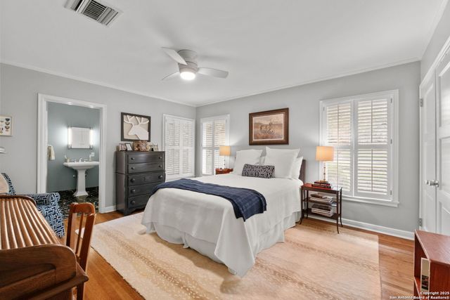 701 Ridgemont, Terrell Hills, TX 78209