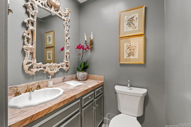 701 Ridgemont, Terrell Hills, TX 78209