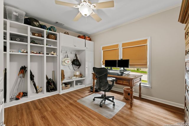 701 Ridgemont, Terrell Hills, TX 78209