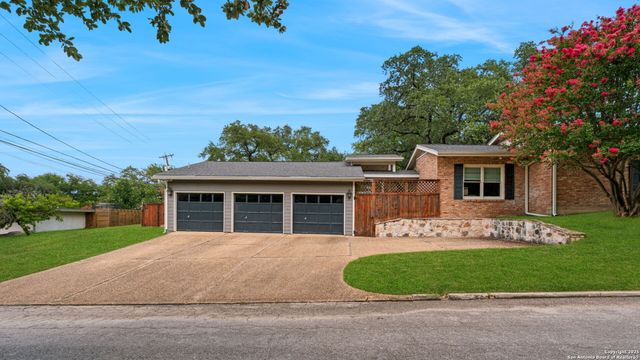 701 Ridgemont, Terrell Hills, TX 78209