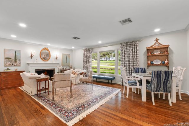 701 Ridgemont, Terrell Hills, TX 78209