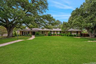 701 Ridgemont, Terrell Hills, TX 78209