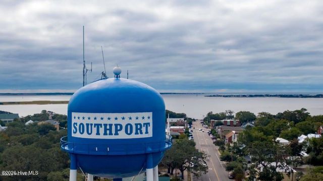 184 Elm Road, Southport, NC 28461