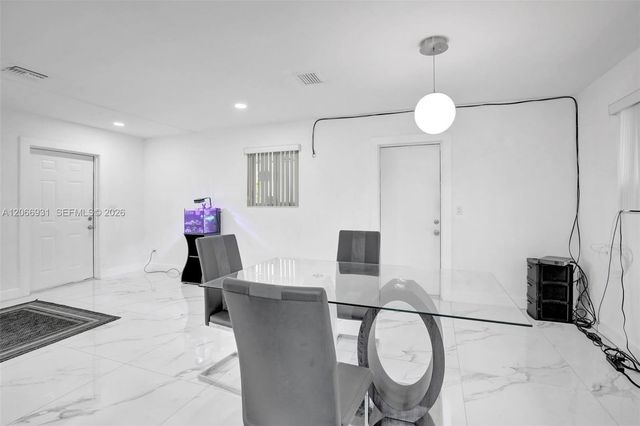 311 SW 68th Terrace, Pembroke Pines, FL 33023
