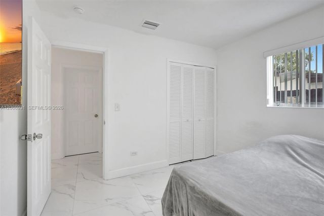 311 SW 68th Terrace, Pembroke Pines, FL 33023