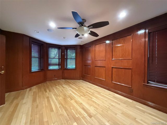 6194 Grove St, Ridgewood, NY 11385
