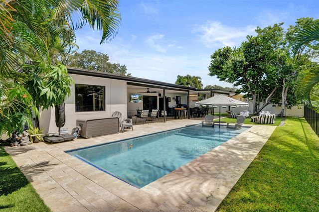 9020 SW 53rd St, Cooper City, FL 33328