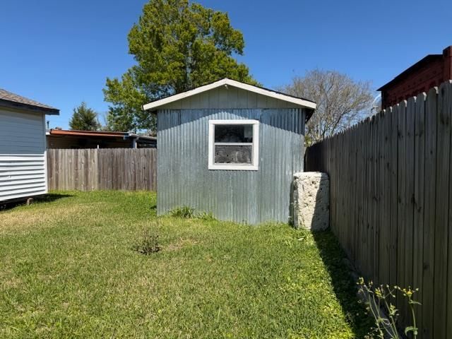 405 Dauphine Ave, Houma, LA 70363