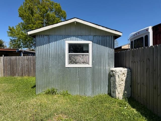 405 Dauphine Ave, Houma, LA 70363