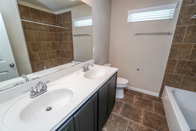 31 Indian Palms Drive, Manvel, TX 77578