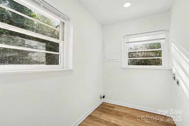 655 Ridgecrest Drive, Mooresville, NC 28115