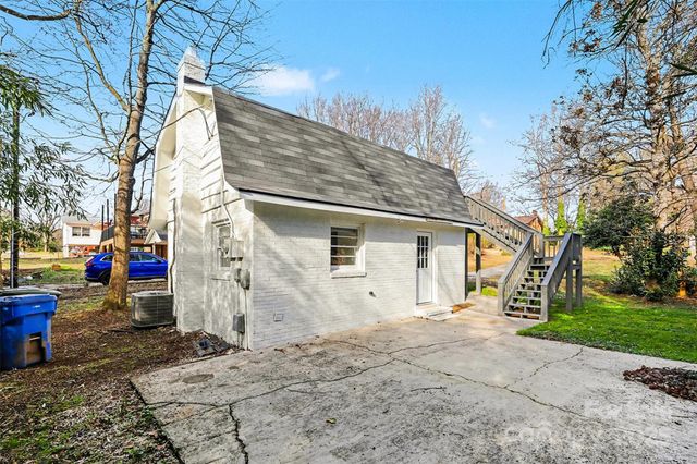 655 Ridgecrest Drive, Mooresville, NC 28115