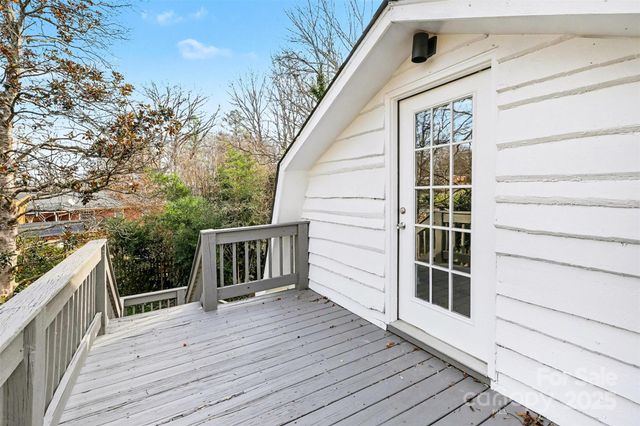 655 Ridgecrest Drive, Mooresville, NC 28115