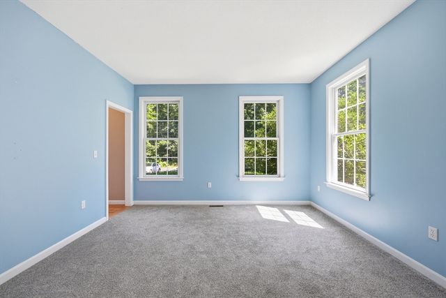 272 Aldrich St, Belchertown, MA 01007