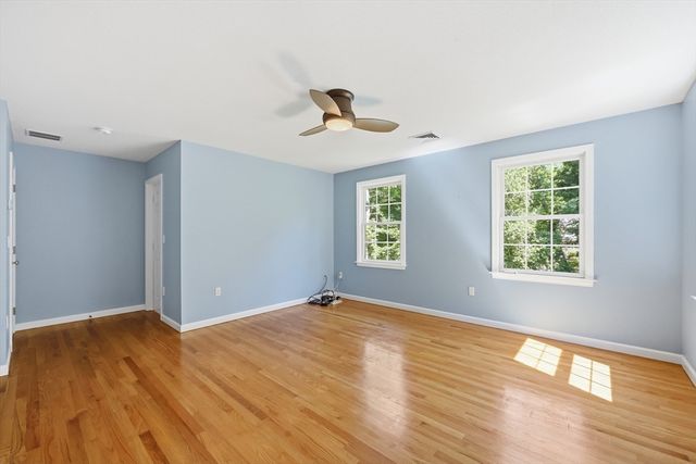 272 Aldrich St, Belchertown, MA 01007