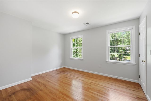 272 Aldrich St, Belchertown, MA 01007