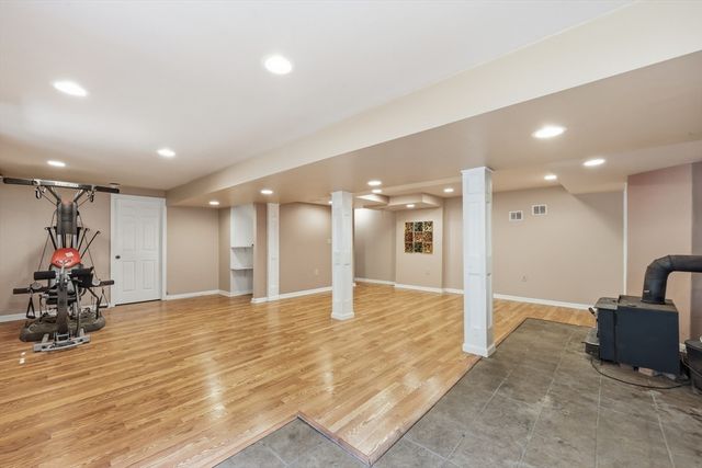 272 Aldrich St, Belchertown, MA 01007