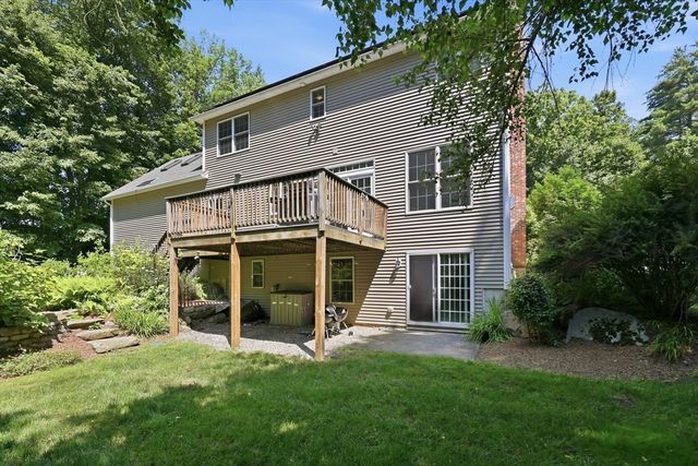 272 Aldrich St, Belchertown, MA 01007