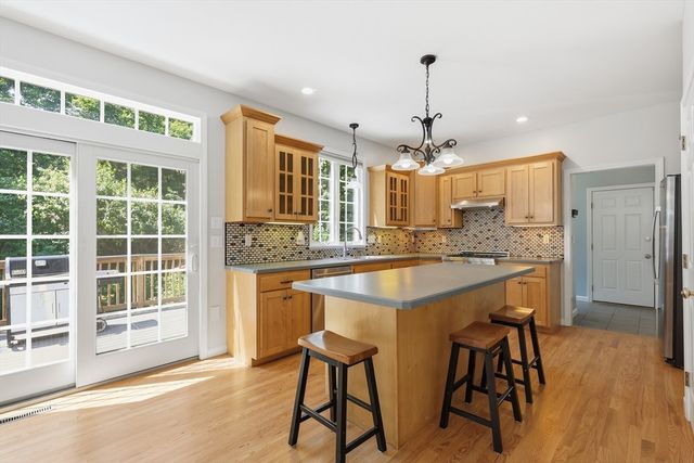 272 Aldrich St, Belchertown, MA 01007