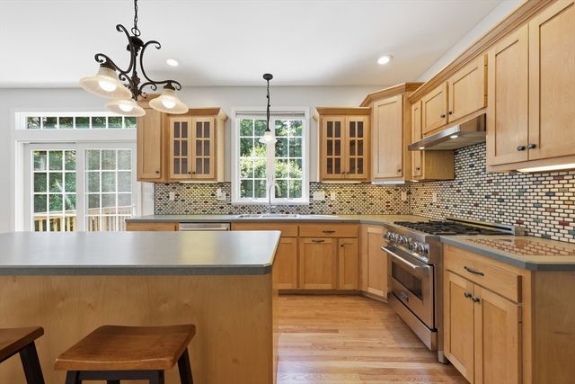 272 Aldrich St, Belchertown, MA 01007