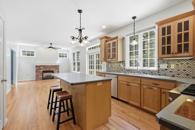 272 Aldrich St, Belchertown, MA 01007