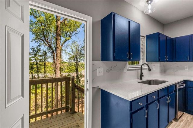 2351 Perry Boulevard NW, Atlanta, GA 30318