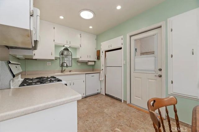 4667 N E, San Bernardino, CA 92407