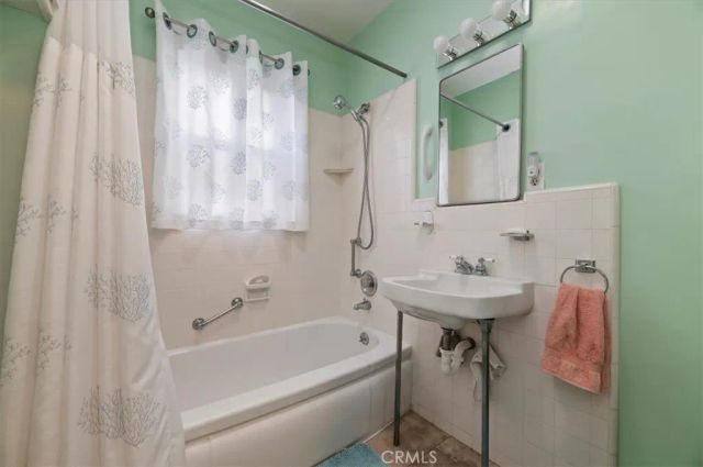 4667 N E, San Bernardino, CA 92407