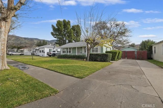 4667 N E, San Bernardino, CA 92407