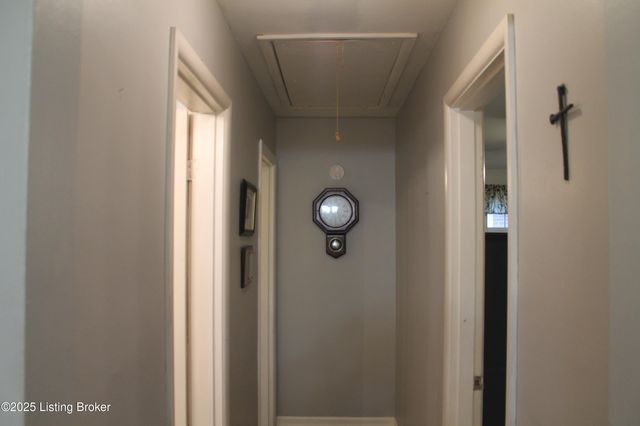 1534 Anna Ln, Louisville, KY 40216