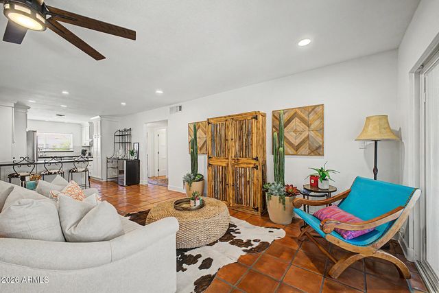 4718 N 77TH Place, Scottsdale, AZ 85251
