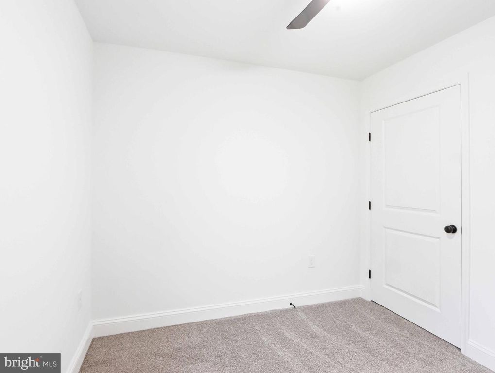 Image 23 of property listing at 683 SUNFLOWER CT, Westminster, MD 21157