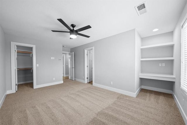 1744 NE Woodland Shores Lane, Lee's Summit, MO 64086