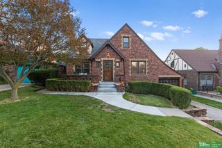 4551 Walnut Street, Omaha, NE 68106