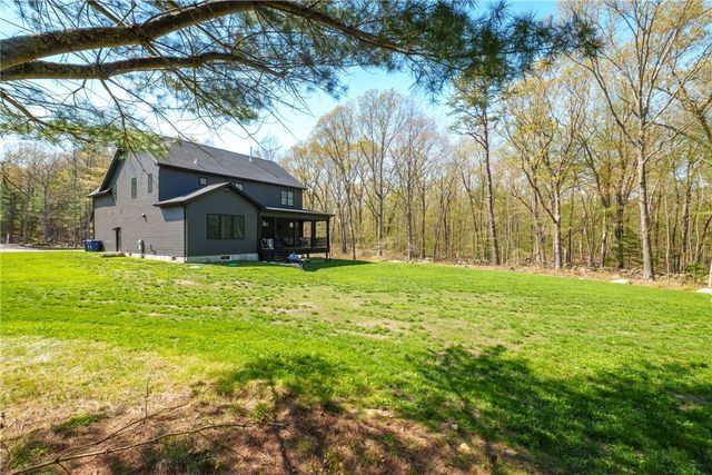 450 Carrs Pond Road, East Greenwich, RI 02818