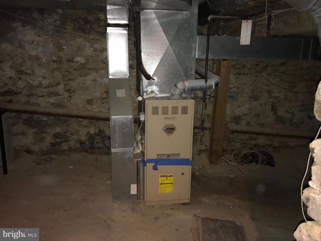 4203 MAIN ST, Philadelphia, PA 19127