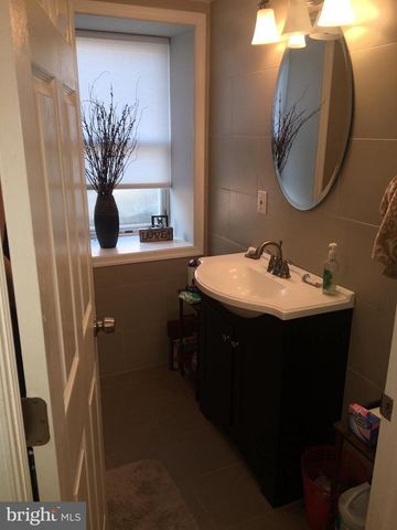 4203 MAIN ST, Philadelphia, PA 19127