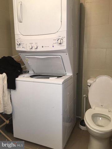 4203 MAIN ST, Philadelphia, PA 19127