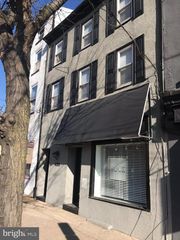 4203 MAIN ST, Philadelphia, PA 19127