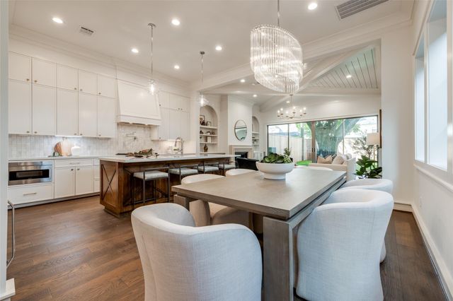 2434 Quenby Street, Houston, TX 77005