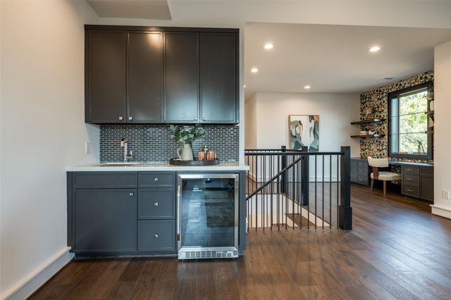 2434 Quenby Street, Houston, TX 77005