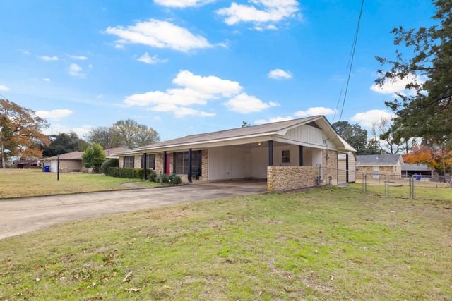 605 CAMPBELL, Linden, TX 75563